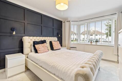 Shirley Close, 3-011.JPG