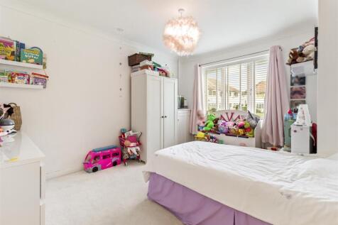 Shirley Close, 3-008.JPG