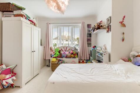 Shirley Close, 3-009.JPG