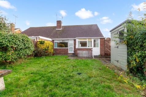 24 Cuckfield Crescent-013.jpg