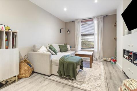 56 Columbia Housde-001.JPG