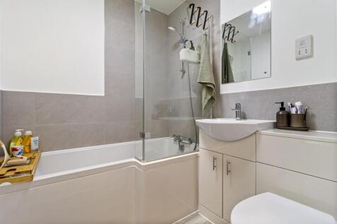 56 Columbia Housde-007.JPG