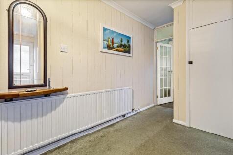 3 Twyford Close-012.JPG