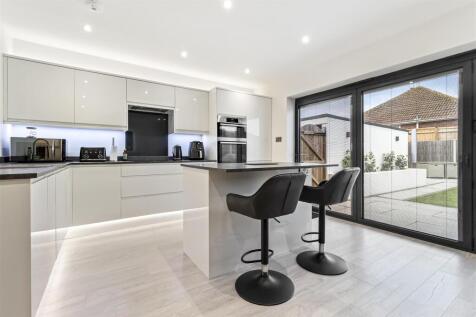 42 Terringes Avenue-016.JPG