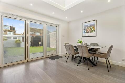 21 Patching Close(23)-014.JPG