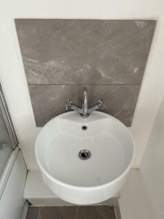 Sink.jpg