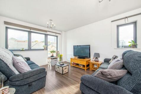 24410_sell_my_home_27_riva_complex_8_lo.jpg