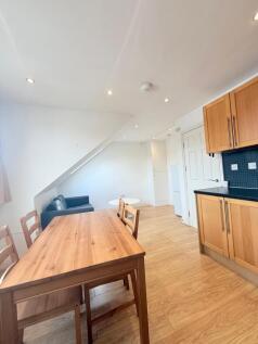 Open plan Kitchen &amp; Lounge