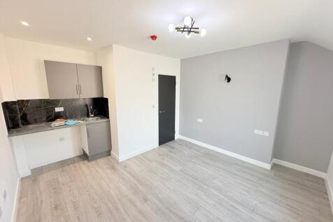 Brand New Studio Flat to Rent In Clapton ¿ E5