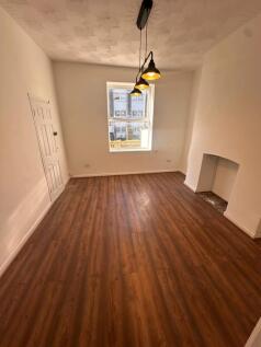 Modern 1-Bedroom Flat in Gravesend ¿ DA12