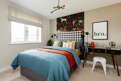 Images show a typical Manford home