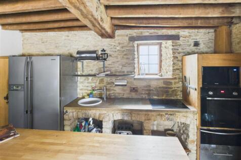 kitchen 3.jpg