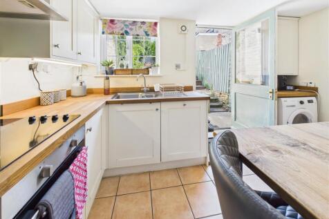 kitchen 3.jpg