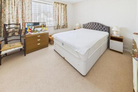 Master Bedroom.jpg