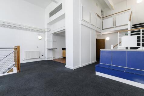 222 Kingsland Road 6.jpg