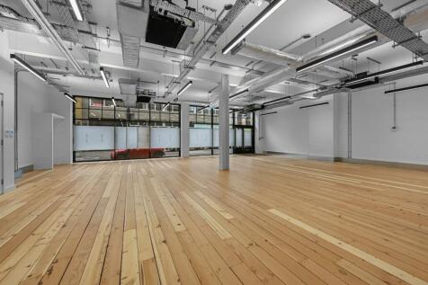 OLBC74WhiteLionStreet32.jpg