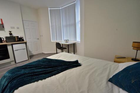 165AR_Room10_02.JPG