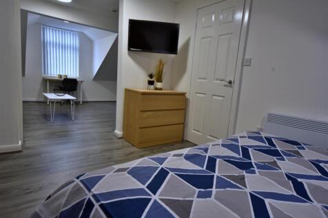 165AR_Room17_02.JPG