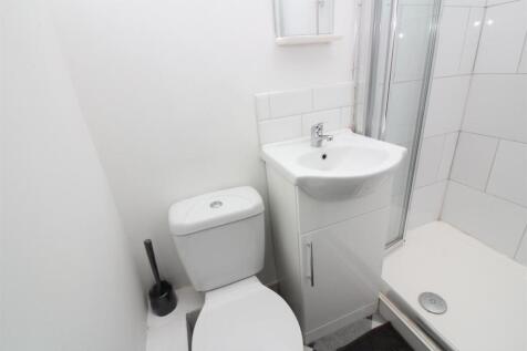 bathroom-2.jpg
