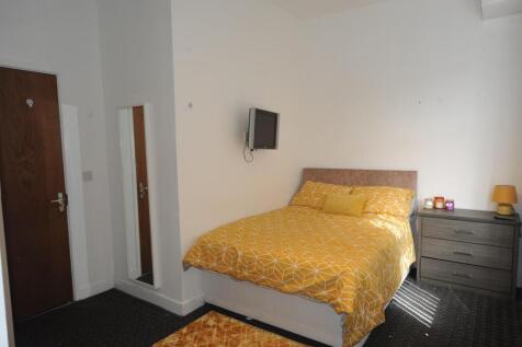 Room 5 .JPG