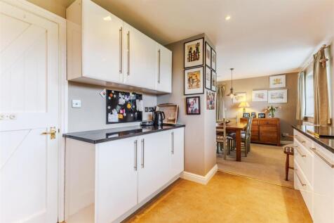6R1A1549-HDR.jpg