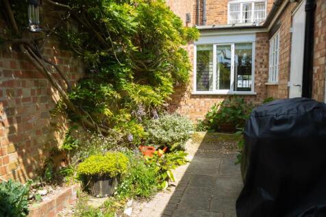 Property Image 32