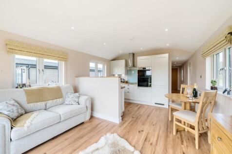 The Acorn Lodge