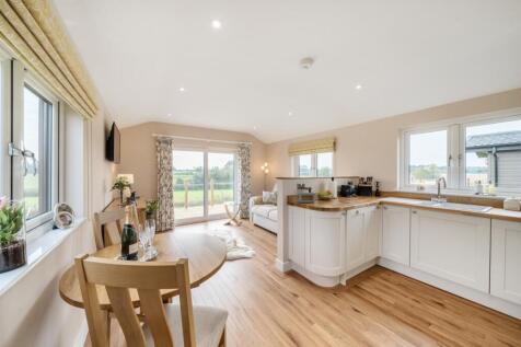 The Acorn Lodge