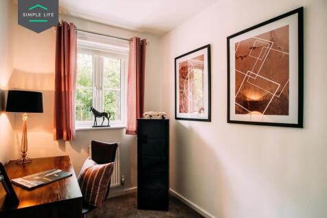 Bedroom/Study