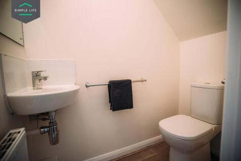 Avon_ensuite2.jpg