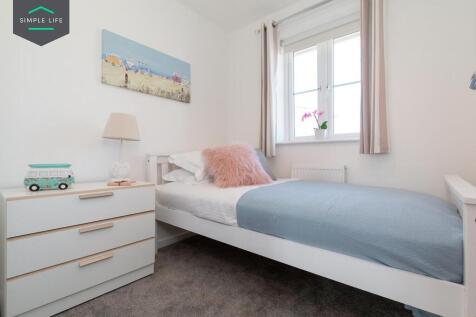 WeaverC single bed.jpg
