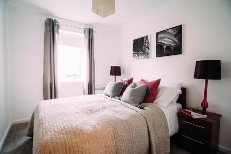 Coach House - Bedroom.jpg