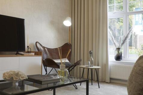 Abington  Place 004.jpg