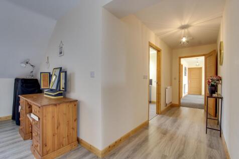 Master Bedroom Entrance Hall