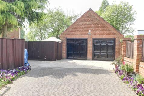 Double Garage