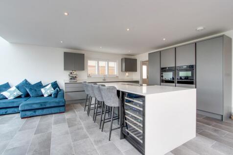 Kitchen/Dining/Sun Room