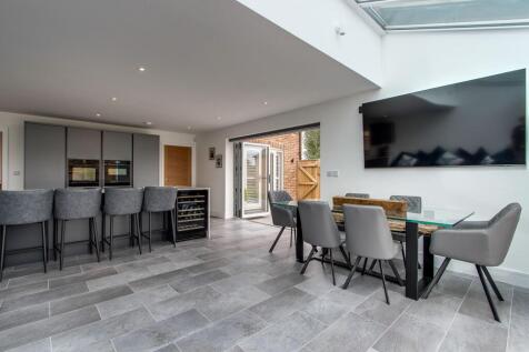 Kitchen/Dining/Sun Room