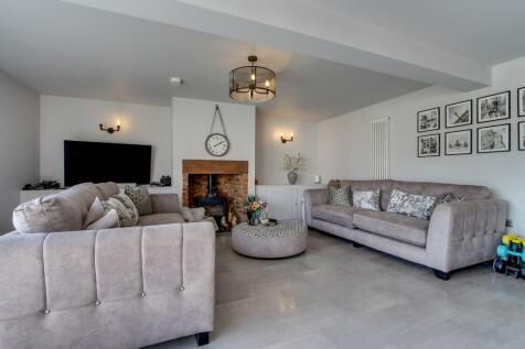 Kitchen/Dining/Family Room