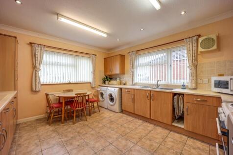 Kitchen Breakfast Room