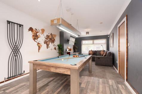 Open Living, Dining and Kitchen Space