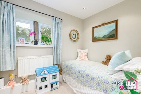 Bedroom Three &#43; En Suite