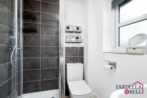Master Bedroom with En-suite