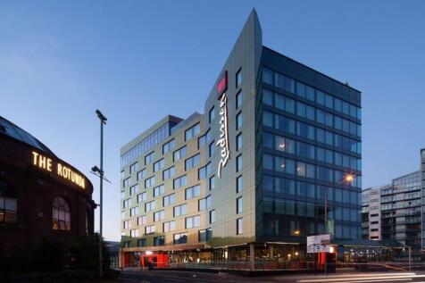 Radisson Red