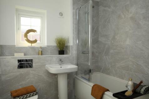 HOME 55 THE ROYDON
