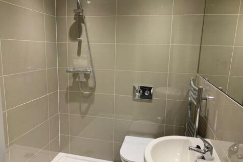Ensuite shower room