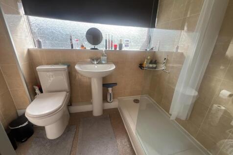 Bathroom.jpeg