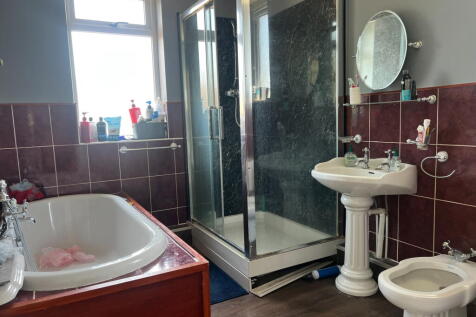 Bathroom .jpeg