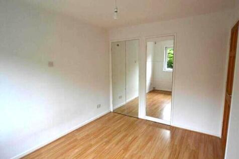 Bedroom 1 - 2.jpeg