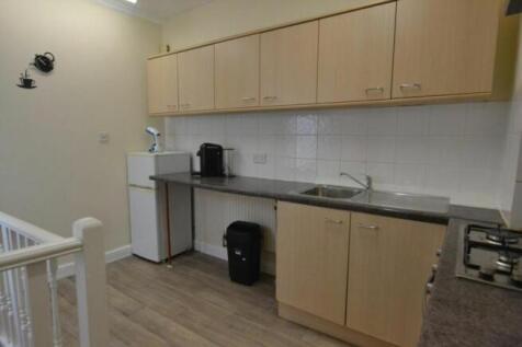 Kitchen 2.jpeg