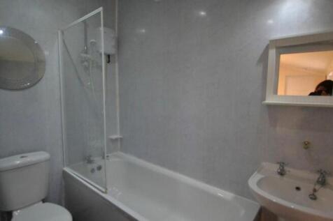Bathroom 1.jpeg